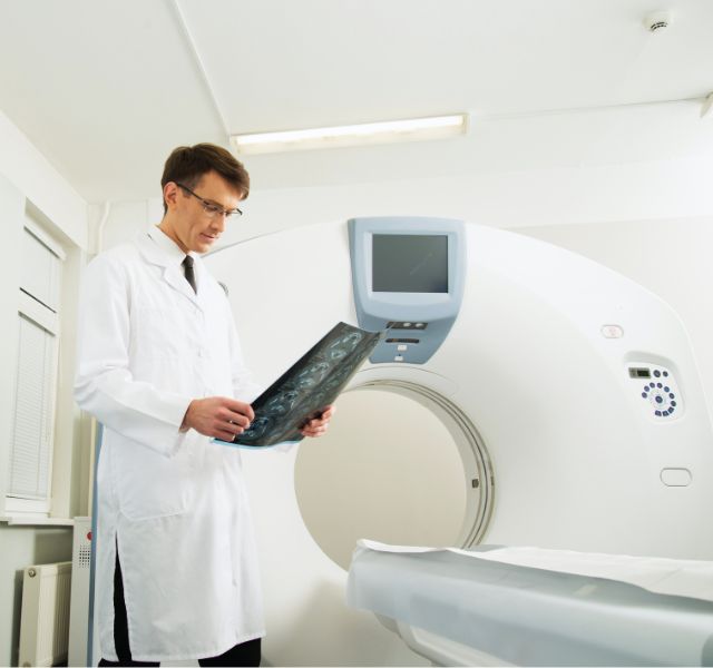 Medical doctor photo for ROI calculator - LBN Medical